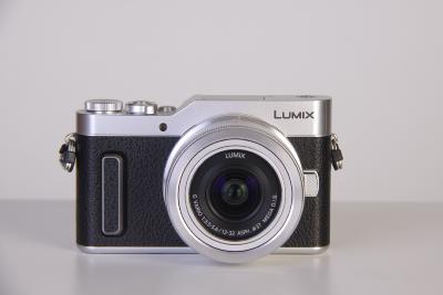 PANASONIC LUMIX GX880 + 12-32 mm OIS
