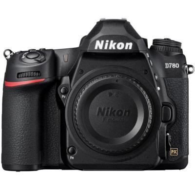 NIKON D780