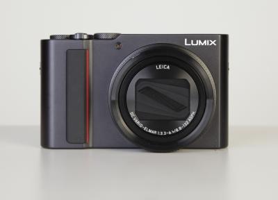 PANASONIC LUMIX TZ200